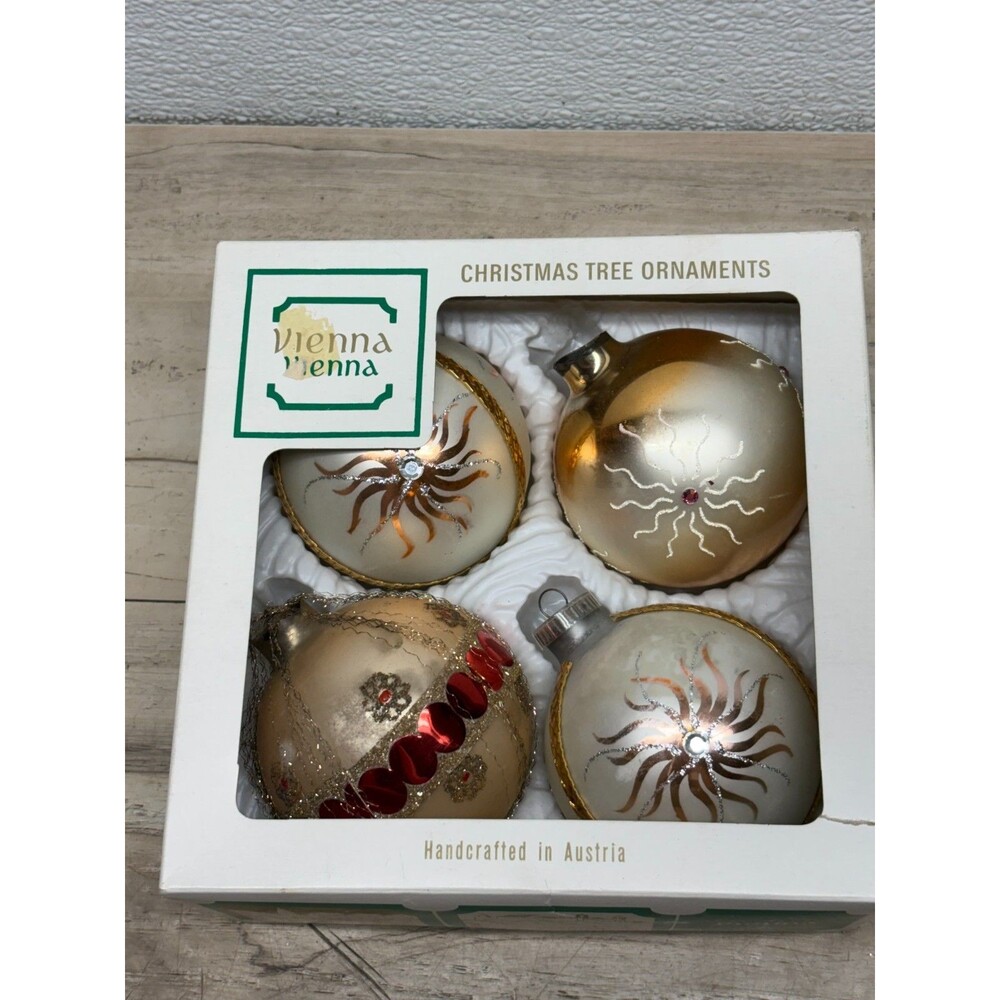 Vtg Set Of 4 Viena Handcrafted Glass Ball Cristmas Tree Ornaments